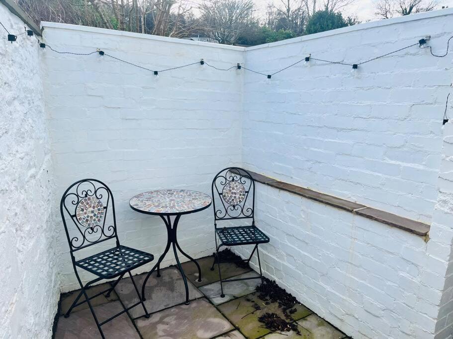 Charming Brecon Beacons Cottage With Parking Gilwern Exterior foto